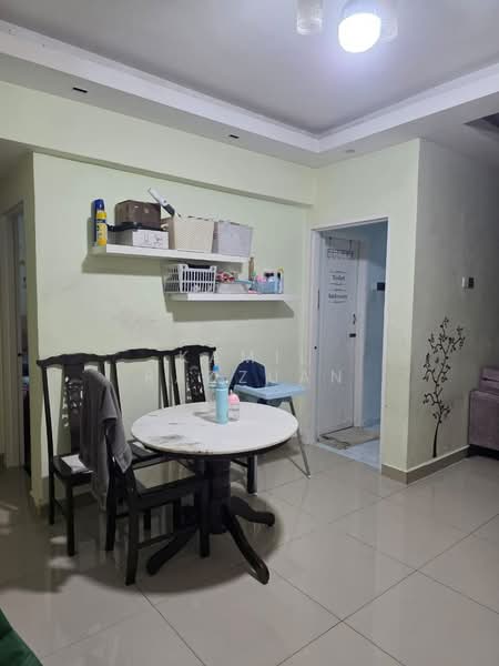 Apartment for Rent at Sri Ros Apartment - Kamil Radzuan - Dining Room - PropertyGuru.com.my