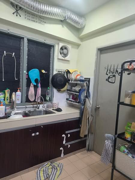 Apartment for Rent at Sri Ros Apartment - Kamil Radzuan - Kitchen - PropertyGuru.com.my