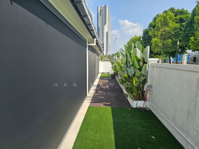 Semi-Detached House for Sale in Eco Majestic (Semenyih) - Han Haw Ze - Exterior - PropertyGuru.com.my