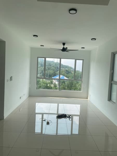 Kondominium untuk Disewa di Emerald Hill - Crystal Lum - Living Room - PropertyGuru.com.my