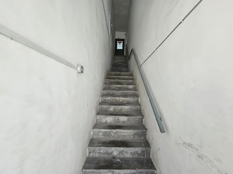 Kilang untuk Disewa di Taman Malim Jaya (Bachang) - Joanne Lim - Corridor - PropertyGuru.com.my