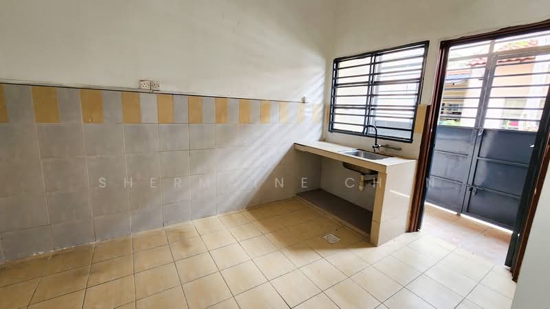 Rumah Teres 2 Tingkat untuk Dijual di Taman Damai Utama (Bandar Kinrara) - Shermaine Chan - Kitchen - PropertyGuru.com.my