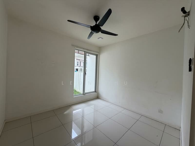 Terraced House for Sale in Bandar Tropicana Aman (Telok Panglima Garang) - Leon Chu - Bedroom - PropertyGuru.com.my