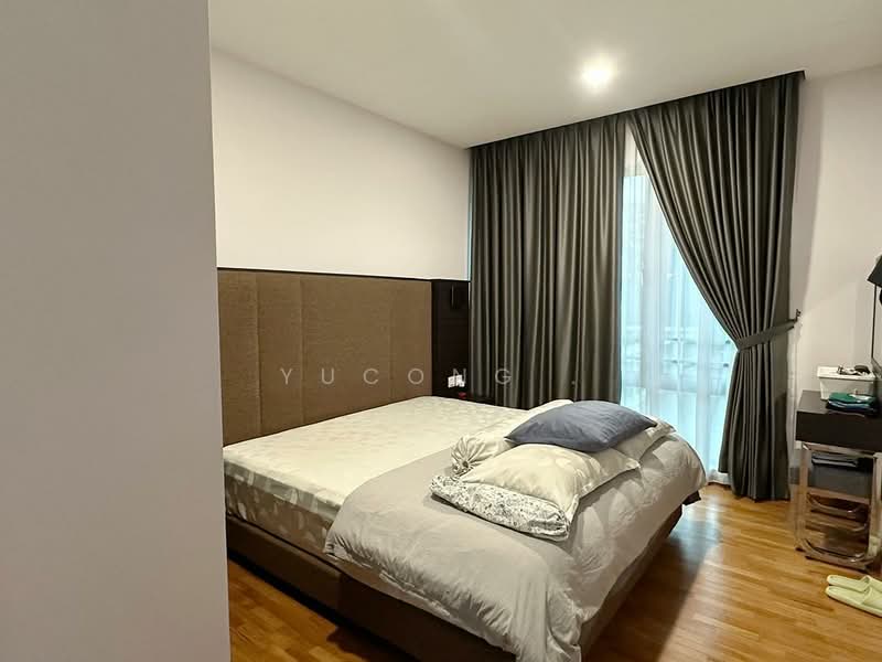 Pangsapuri untuk Dijual di Molek Pine 3 - Yucong . - Bedroom - PropertyGuru.com.my