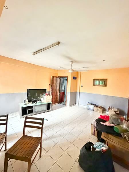 Flat for Sale at Sri Intan - Alviss Tay - Living Room - PropertyGuru.com.my