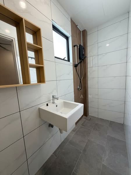 Condominium for Rent at Piccadilly - Jeff Tan - Bathroom - PropertyGuru.com.my