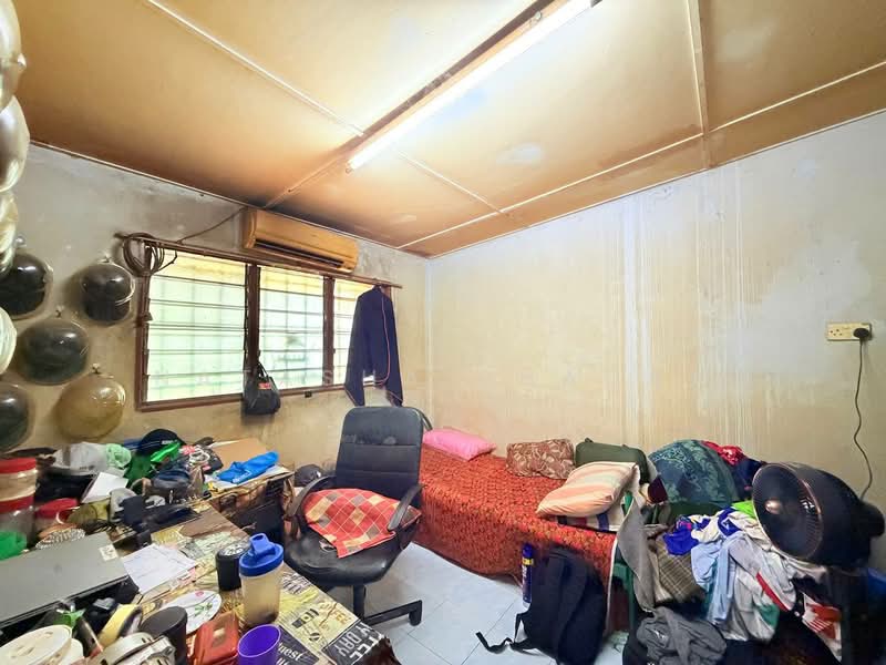 1-storey Terraced House for Sale in Pulau Indah (Klang) - Natasha Shadan - Bedroom - PropertyGuru.com.my
