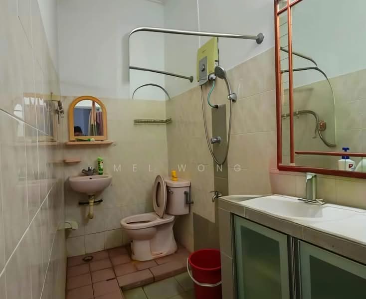 1-storey Terraced House for Sale in Petaling Jaya (Selangor) - Mel Wong - Bathroom - PropertyGuru.com.my