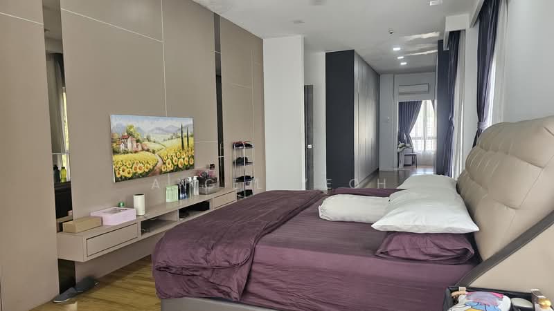 3-storey Terraced House for Sale in Taman Tasik Damai (Sungai Besi) - Angel Yeoh - Bedroom - PropertyGuru.com.my