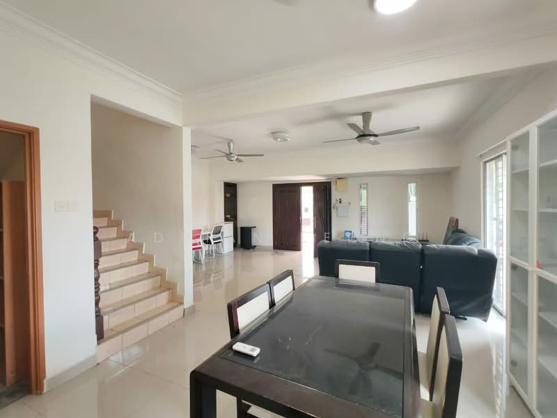 2-storey Terraced House for Sale in Bandar Kinrara (Selangor) - Adrian Leong - Living Room - PropertyGuru.com.my