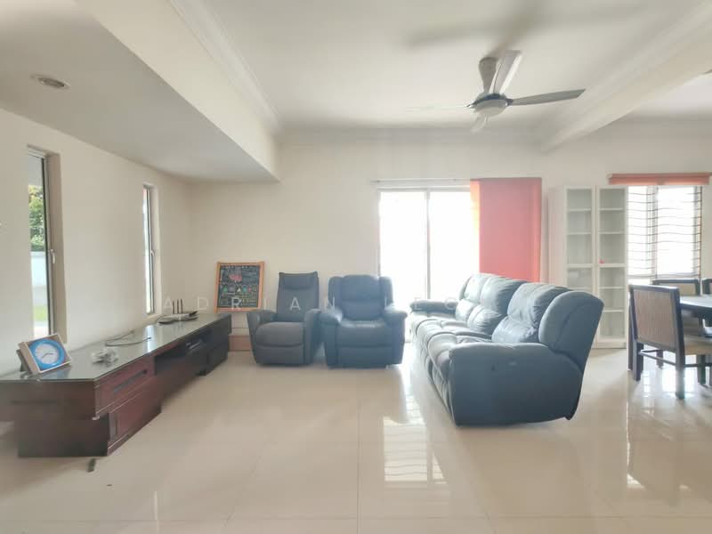 2-storey Terraced House for Sale in Bandar Kinrara (Selangor) - Adrian Leong - Living Room - PropertyGuru.com.my