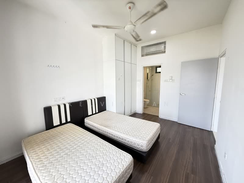 Condominium for Sale at Vertu Resort - Kelvin Tan - Bedroom - PropertyGuru.com.my