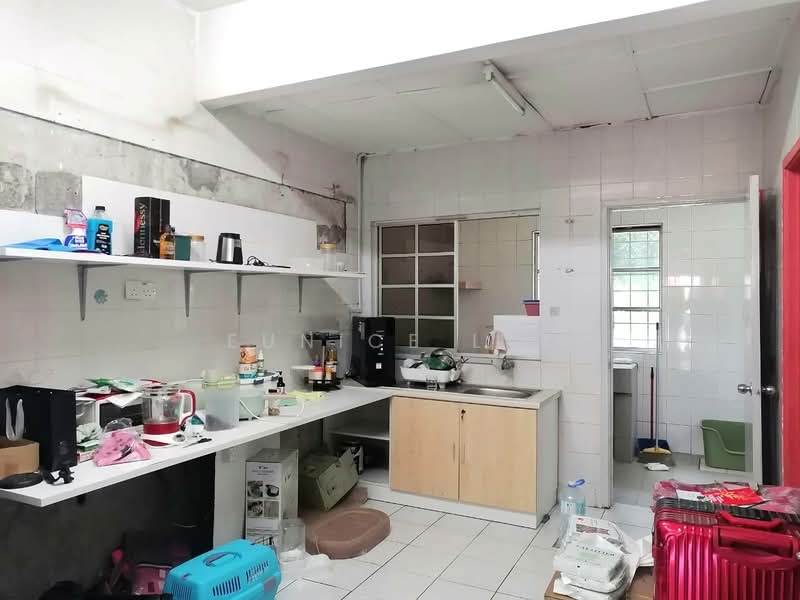 Terraced House for Sale in Bukit Rahman Putra (Sungai Buloh) - Eunice Lai - Kitchen - PropertyGuru.com.my