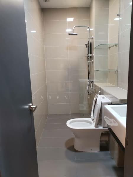 Servis Apartment untuk Disewa di Sunway Grid Residence - Daren Tee - Bathroom - PropertyGuru.com.my
