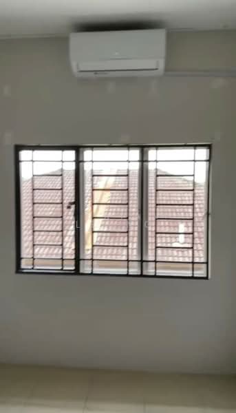 Rumah Berkembar untuk Dijual di Seri Kembangan (Selangor) - Adrian Leong - Interior - PropertyGuru.com.my