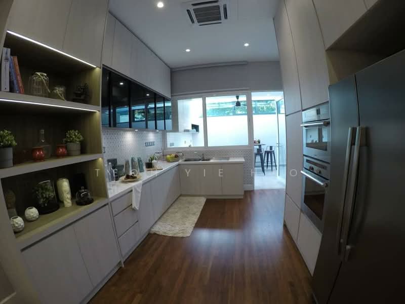 Townhouse for Sale in Bukit Kiara (Kuala Lumpur) - Teoh Yie Hao - Kitchen - PropertyGuru.com.my