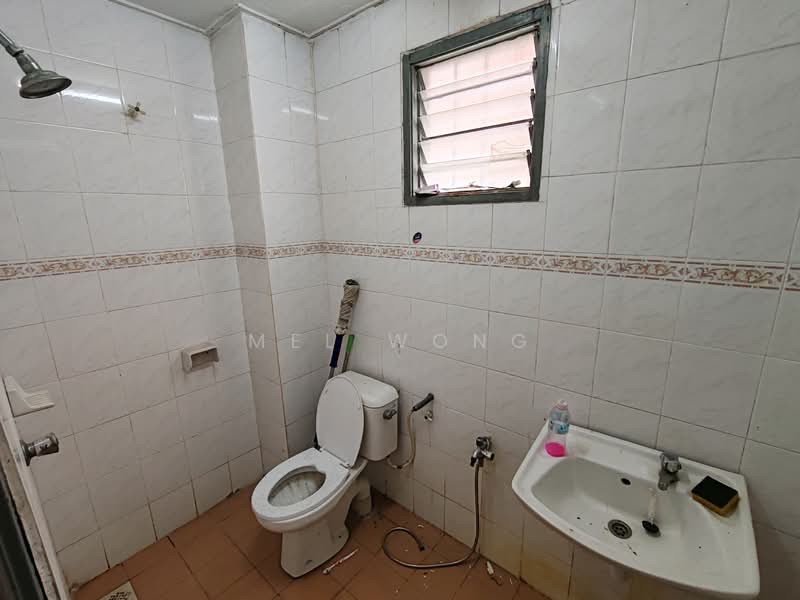 2-storey Terraced House for Sale in Taman Desa Permai (Cheras) - Mel Wong - Bathroom - PropertyGuru.com.my
