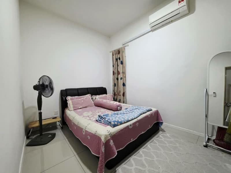 Condominium for Sale at Lido Four Seasons Residence - Yvonne Sak - Bedroom - PropertyGuru.com.my