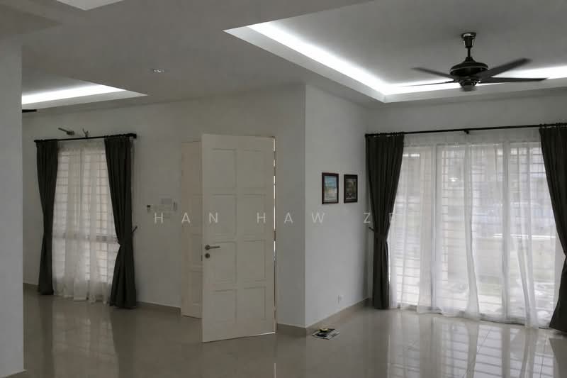 Rumah Berkembar untuk Dijual di Taman Kajang Impian (Kajang) - Han Haw Ze - Living Room - PropertyGuru.com.my