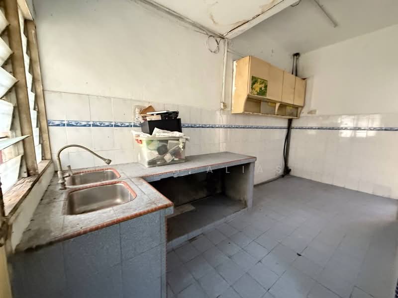 Rumah Teres 2 Tingkat untuk Dijual di Taman Rawang Jaya (Rawang) - Izzah Alias - PropertyGuru.com.my