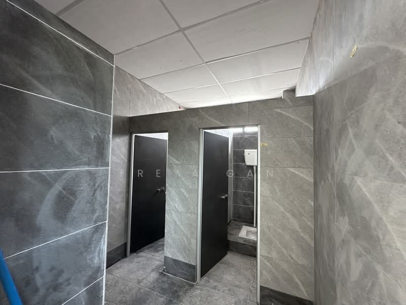 Factory for Sale in Taman Perindustrian Senai (Senai) - Freya Gan - Bathroom - PropertyGuru.com.my