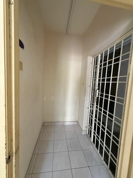Townhouse for Rent in Seksyen 2 Wangsa Maju (Wangsa Maju) - JC Tan - Entrance - PropertyGuru.com.my