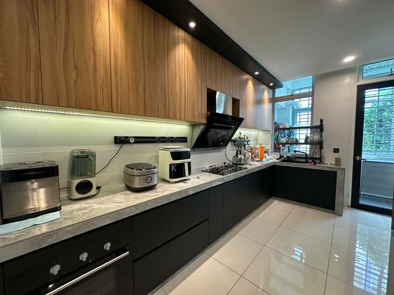 Rumah Teres 2 Tingkat untuk Dijual di Taman Mount Austin (Tebrau) - CK Ng - Kitchen - PropertyGuru.com.my