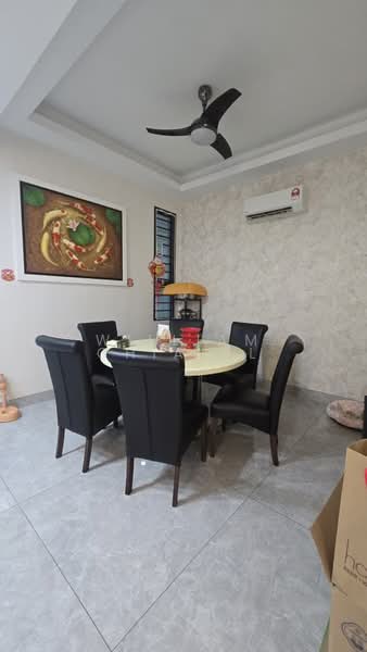 Rumah Teres 3 Tingkat untuk Dijual di Bandar Nusa Rhu (Shah Alam) - William Chia KL - Dining Room - PropertyGuru.com.my