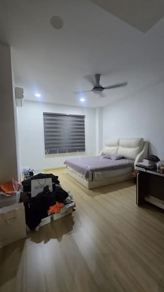 Rumah Teres 3 Tingkat untuk Dijual di Bandar Nusa Rhu (Shah Alam) - William Chia KL - Bedroom - PropertyGuru.com.my