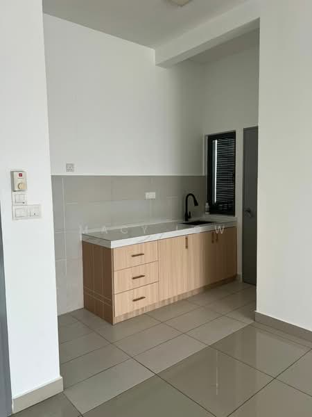 Service Residence for Sale at Almyra Residences - Macy Low - Kitchen - PropertyGuru.com.my