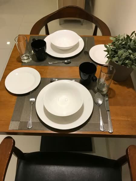 Servis Apartment untuk Disewa di Mercu Summer Suites - David Lao - Dining Room - PropertyGuru.com.my