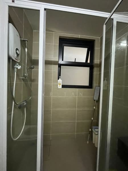 Servis Apartment untuk Disewa di 28 Boulevard - YP Tan - Bathroom - PropertyGuru.com.my