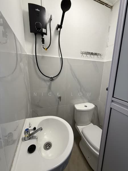 2-storey Terraced House for Rent in Taman Skudai Baru (Skudai) - Nick Low - Bathroom - PropertyGuru.com.my