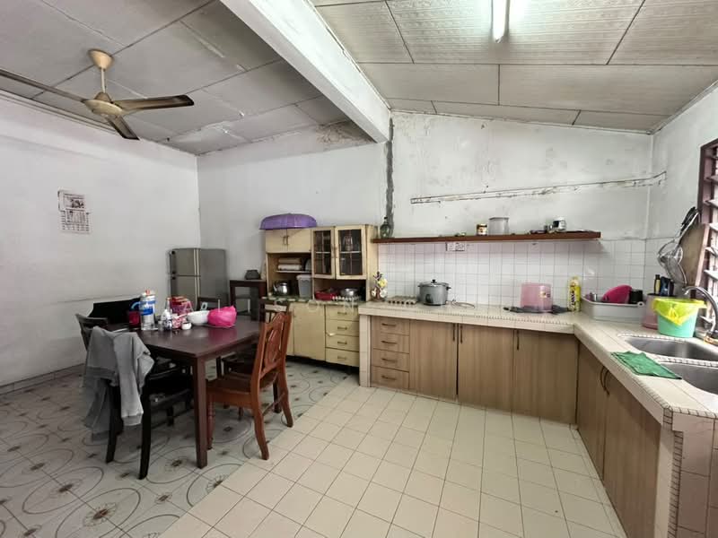 Rumah Teres untuk Dijual di Taman Bukit Maluri (Kepong) - Alison Chiu - Kitchen - PropertyGuru.com.my
