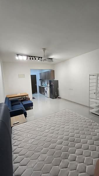 Servis Apartment untuk Disewa di Country Garden Central Park - Nick Low - Living Room - PropertyGuru.com.my