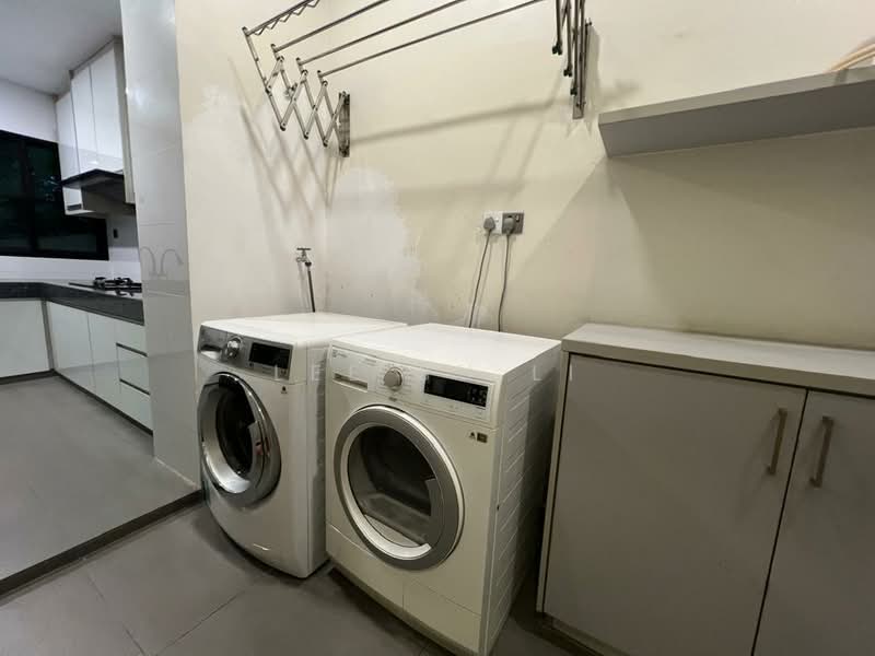 Condominium for Sale at Nautica Lake Suites - Lee Su Li - Kitchen - PropertyGuru.com.my