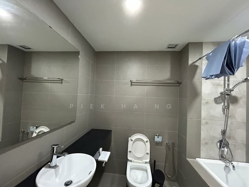 Kondominium untuk Dijual di City Residence - Piek Ha Ng - Bathroom - PropertyGuru.com.my