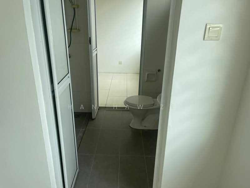 Rumah Teres 2 Tingkat untuk Dijual di Kajang (Selangor) - Han Haw Ze - Bathroom - PropertyGuru.com.my