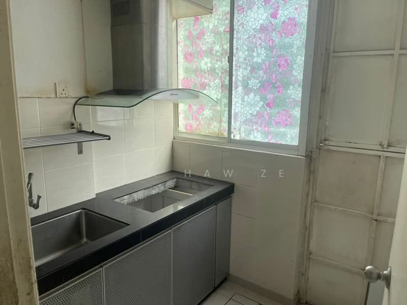 Rumah Teres 2 Tingkat untuk Dijual di Kajang (Selangor) - Han Haw Ze - Kitchen - PropertyGuru.com.my