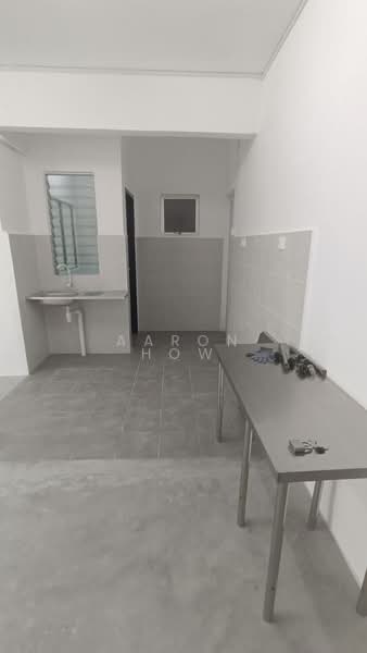 Apartment for Rent at Pangsapuri Laman Indah - Aaron How - Kitchen - PropertyGuru.com.my