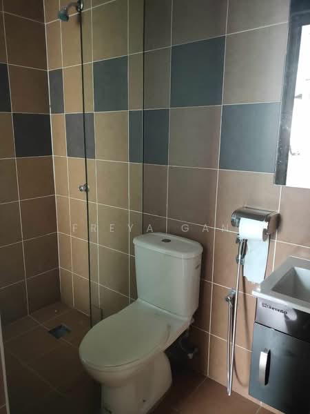 Kondominium untuk Disewa di KSL D'Esplanade Residence - Freya Gan - Bathroom - PropertyGuru.com.my