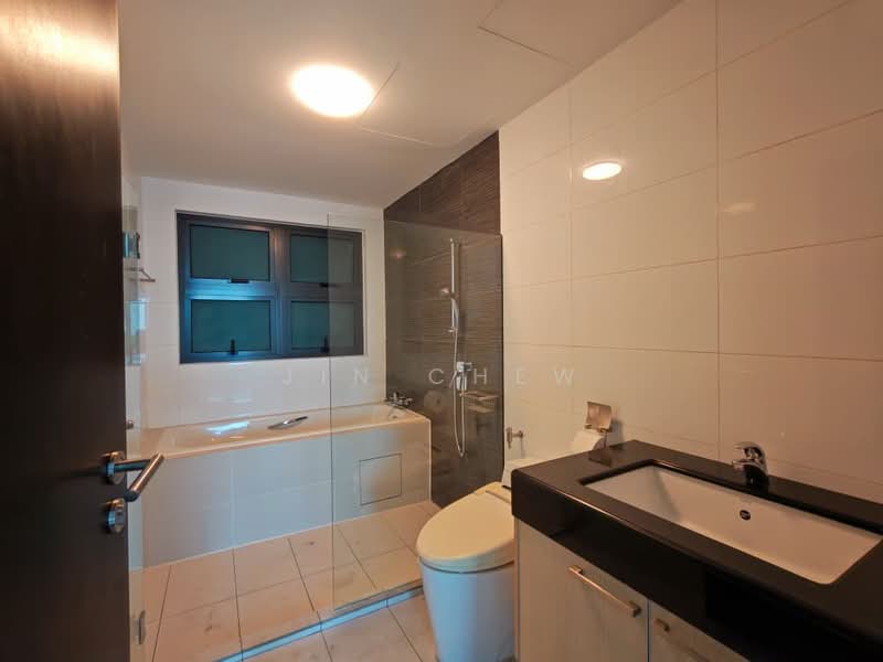 Apartment for Rent at Molek Pine 4 - Jin Chew - Bathroom - PropertyGuru.com.my