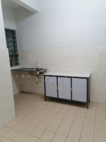 Pangsapuri untuk Disewa di Tropika Apartment - Jaleela Banu Ahmad - Kitchen - PropertyGuru.com.my
