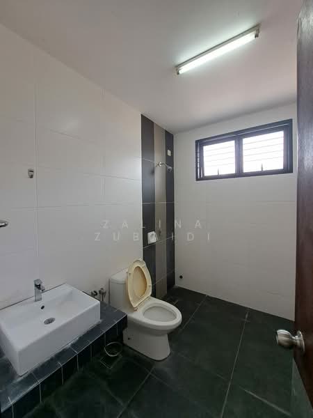 Rumah Teres 2 Tingkat untuk Dijual di Denai Alam (Shah Alam) - Zalina Zubaidi - PropertyGuru.com.my