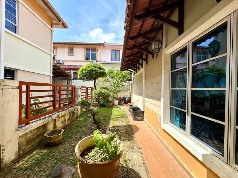 Semi-Detached House for Sale in Setia Damai (Setia Alam) - Tengku Zairi - PropertyGuru.com.my
