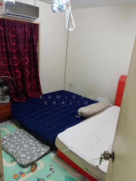 Flat for Sale at Flora Damansara Flat - Kamisah Khalid - Bedroom - PropertyGuru.com.my