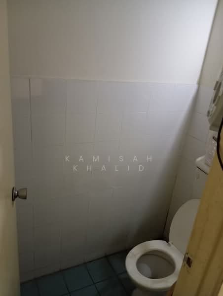 Flat for Sale at Flora Damansara Flat - Kamisah Khalid - Bathroom - PropertyGuru.com.my