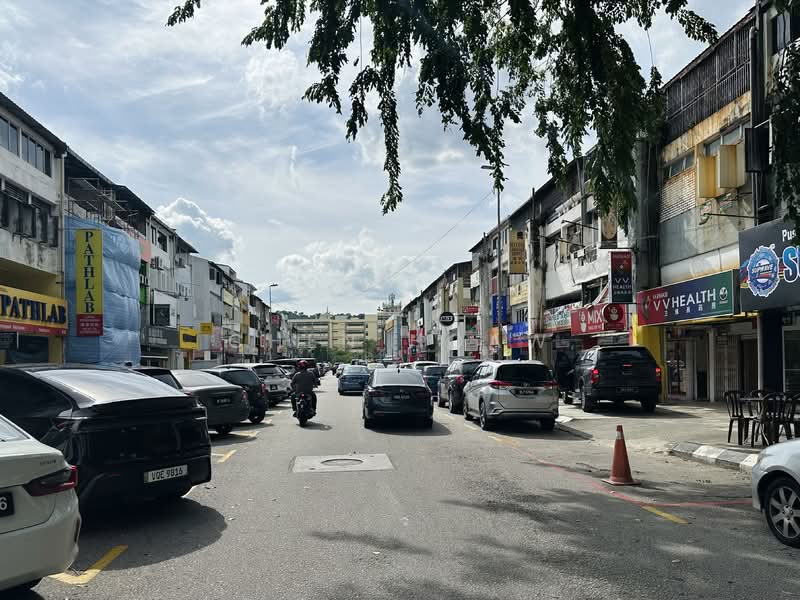 Shop / Office for Rent in Jalan Klang Lama (Old Klang Road) (Kuala Lumpur) - Chen Hoaw - Exterior - PropertyGuru.com.my