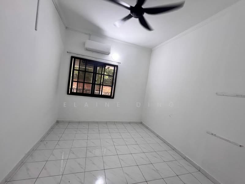 Townhouse for Rent in Country Heights (Kajang) - Elaine Ding - Interior - PropertyGuru.com.my