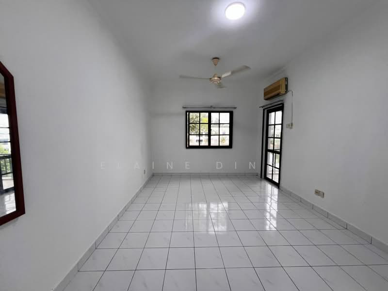 Townhouse for Rent in Country Heights (Kajang) - Elaine Ding - Living Room - PropertyGuru.com.my